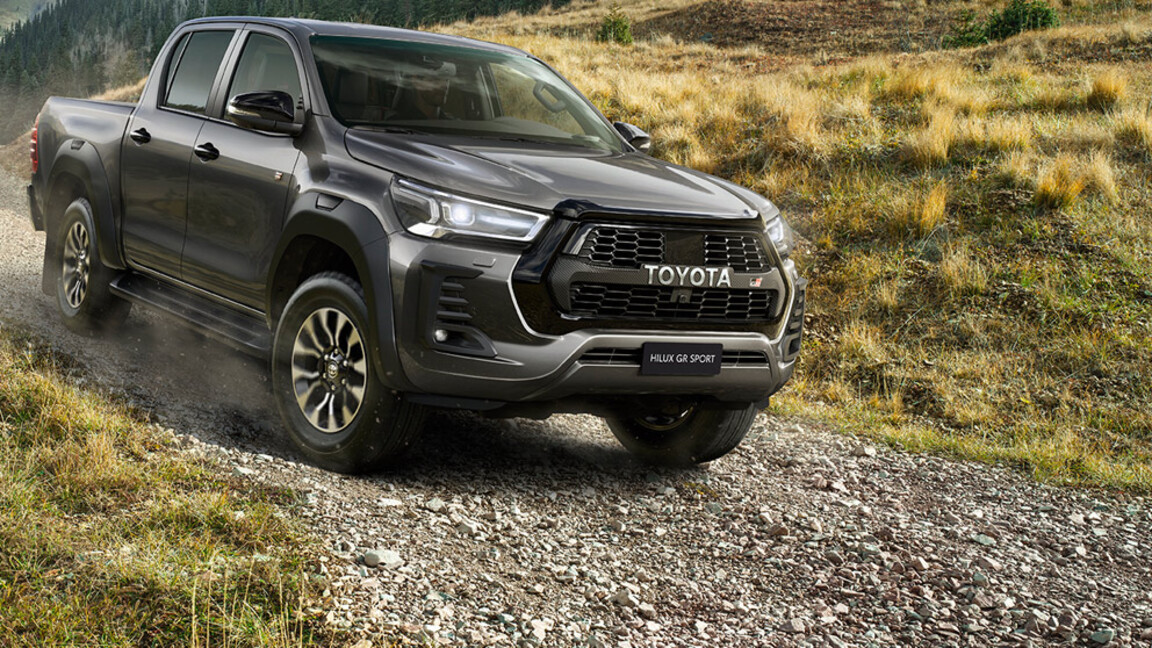 HILUX GR SPORT APRĪKOJUMA LĪMENIS – RADĪTS, IEDVESMOJOTIES NO DAKĀRAS RALLIJA